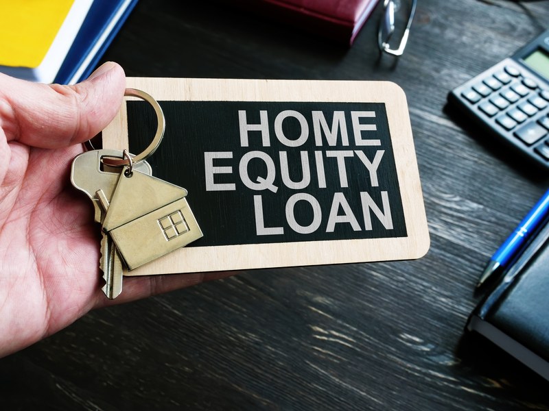 Home Equity Loan vs HELOC - Source Mortgage Centre